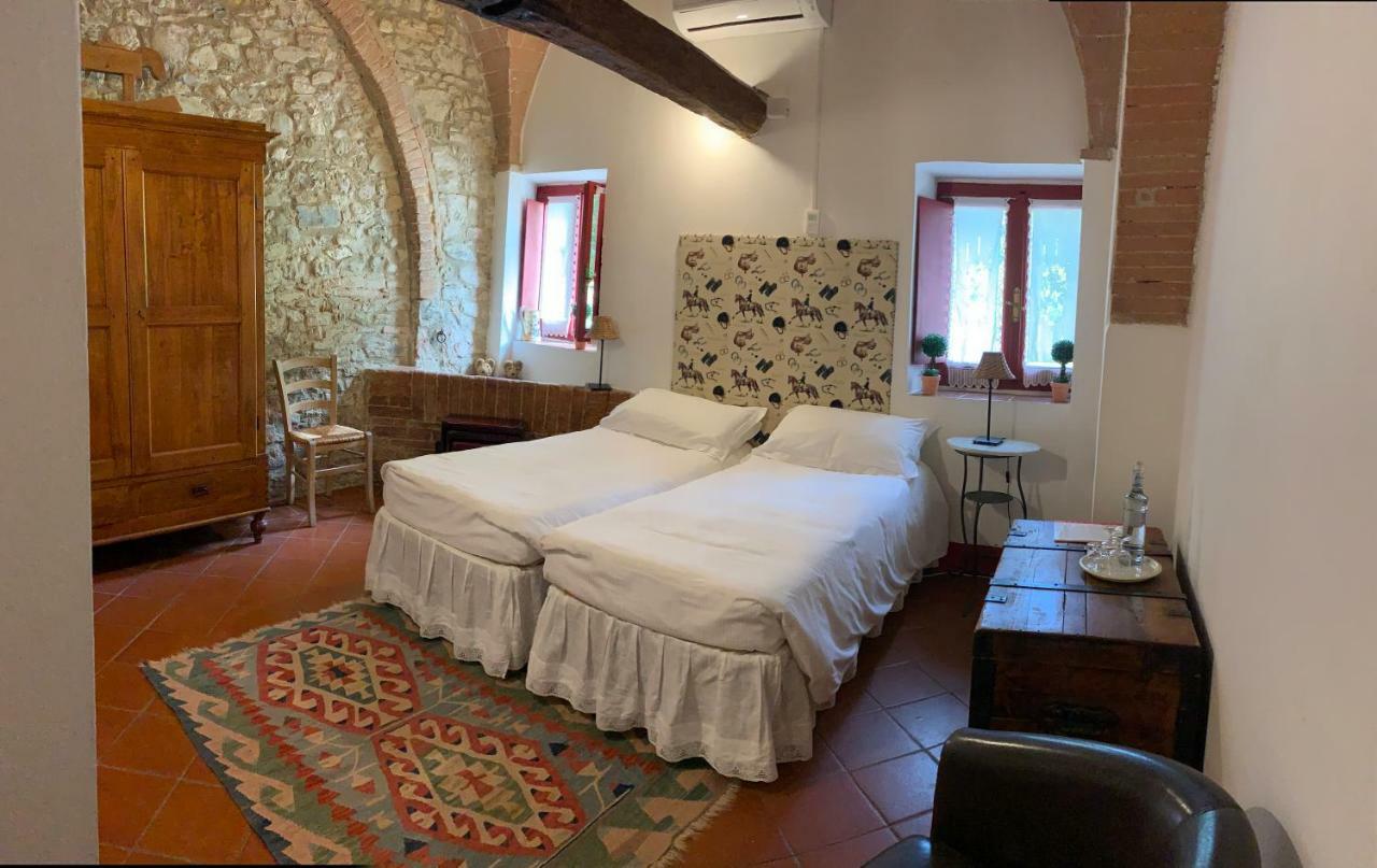 Farmhouse B&B Il Paretaio Barberino di Val dʼElsa Dış mekan fotoğraf